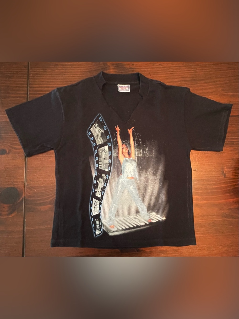 Vintage Britney Spears LIVE 2000 Concert Tour T-Shirt - Youth Large (RARE)